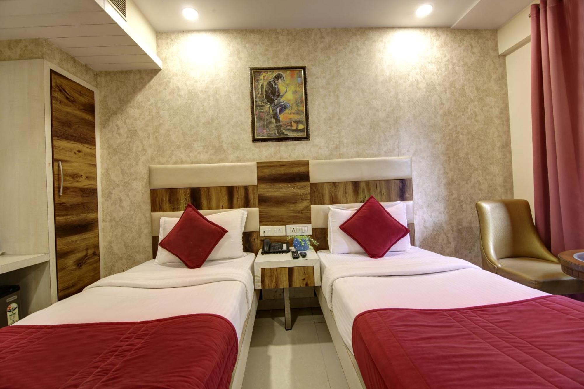 The Shanti Plaza - Új-Delhi Kültér fotó