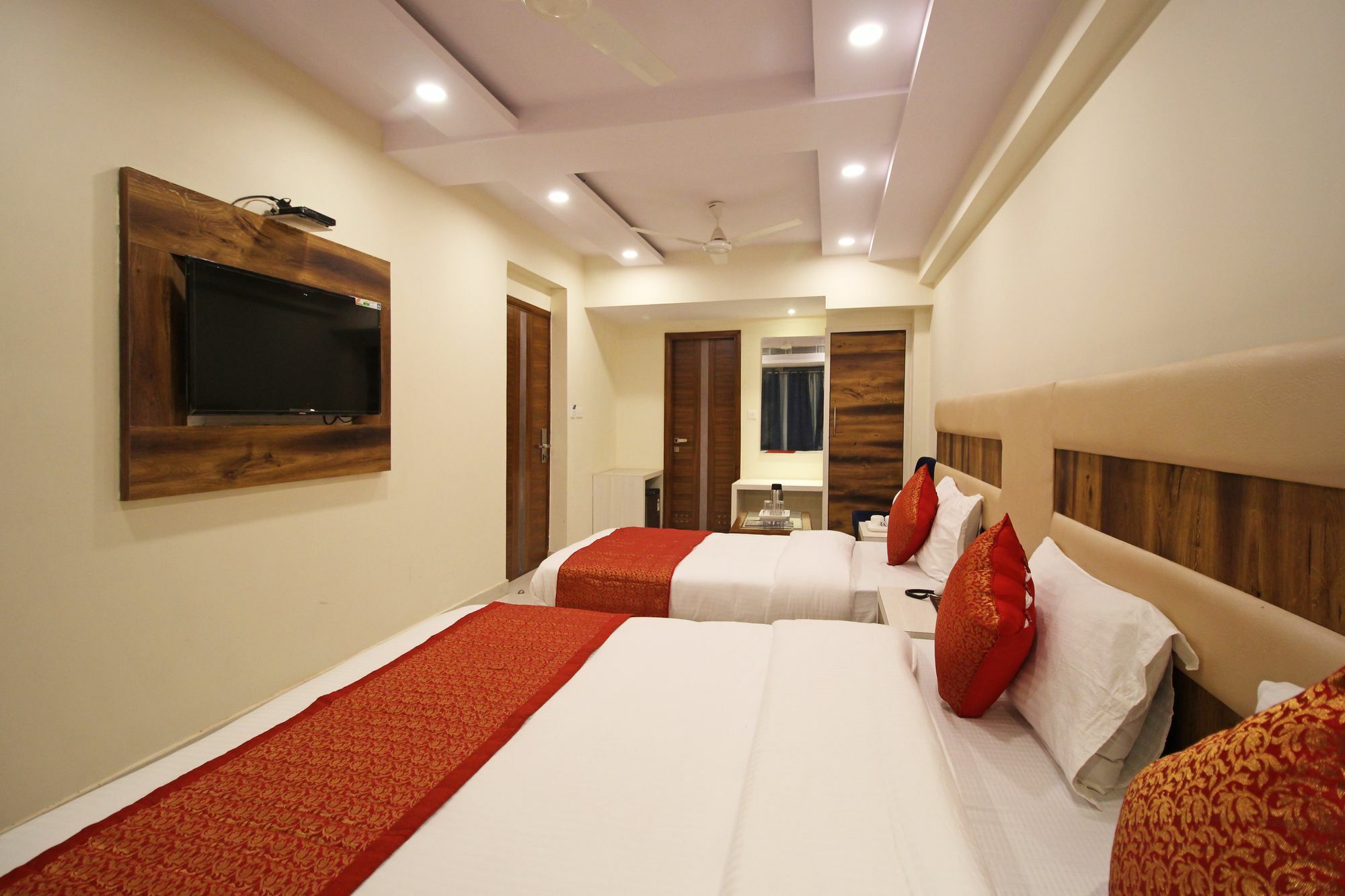 The Shanti Plaza - Új-Delhi Kültér fotó